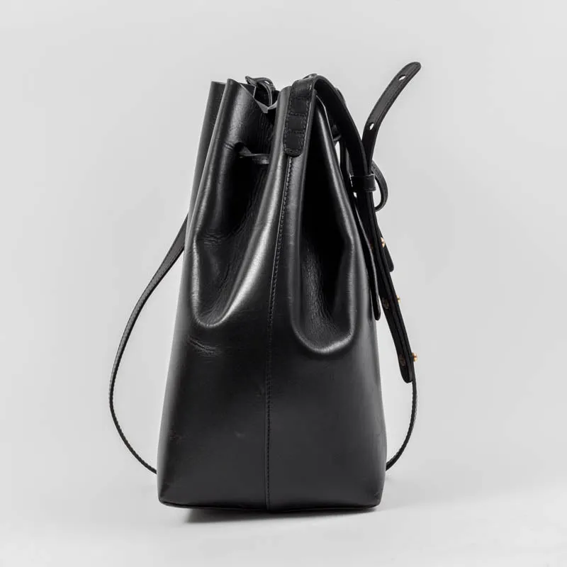 BUCKET BAG